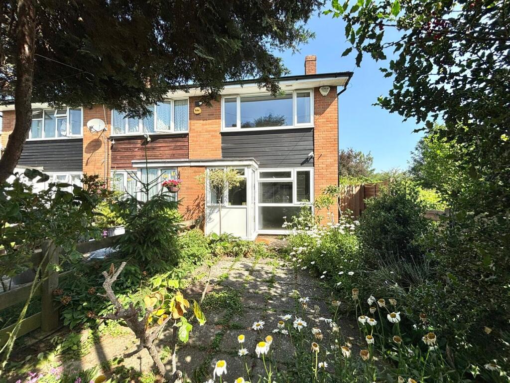 2 bed End of Terrace for rent in West Drayton. From Coopers - Hillingdon 2 bed End of Terrace for rent in West Drayton. From Coopers - Hillingdon