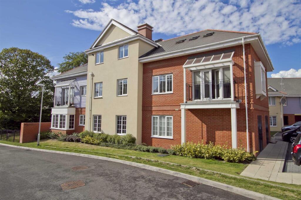2 bed Apartment for rent in Ruislip. From Coopers - Ruislip 2 bed Apartment for rent in Ruislip. From Coopers - Ruislip