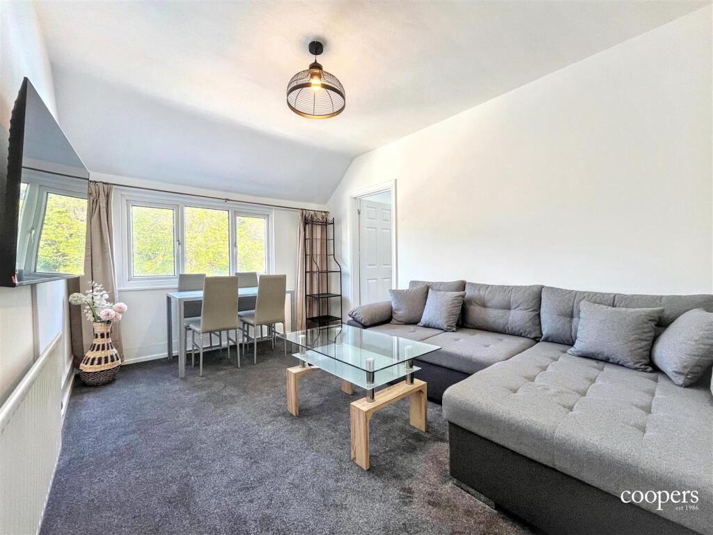 1 bed Apartment for rent in Ruislip. From Coopers - Ruislip