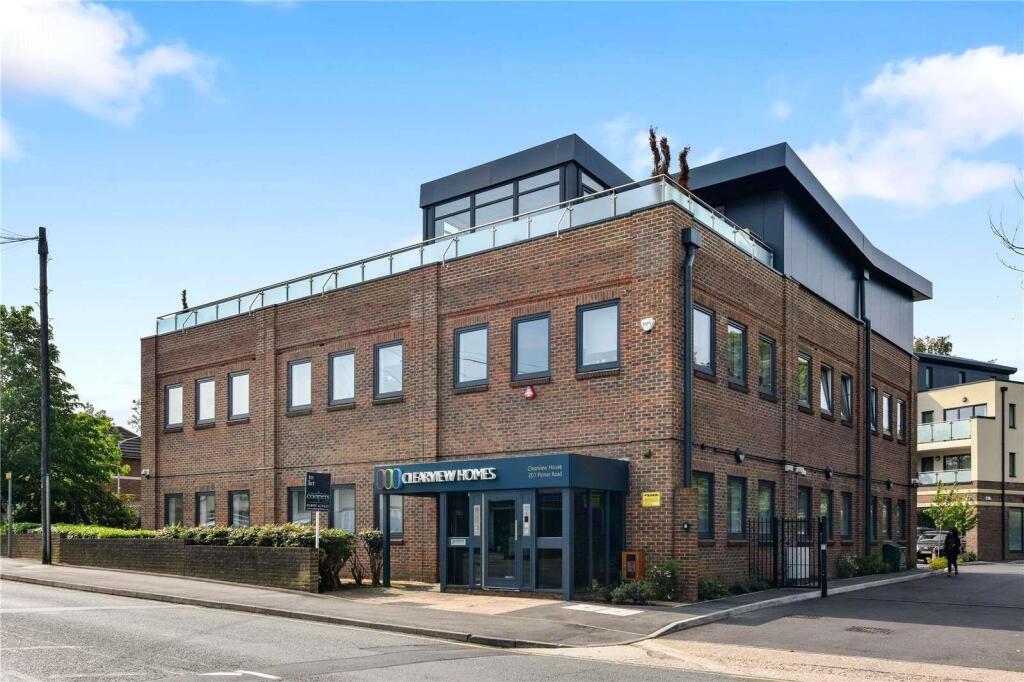 1 bed Apartment for rent in Northwood. From Coopers - Ruislip