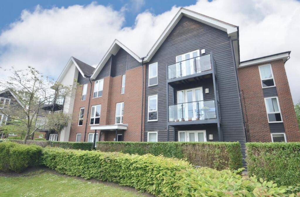 1 bed Apartment for rent in Ruislip. From Coopers - Ruislip