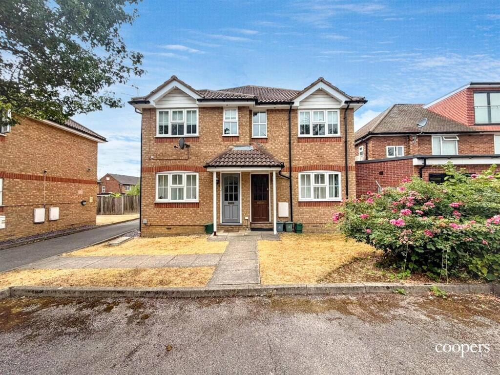 1 bed Annexe for rent in Ruislip. From Coopers - Ruislip