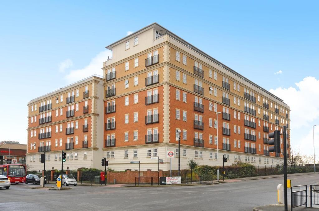 2 bed Apartment for rent in Ruislip. From Coopers - Ruislip 2 bed Apartment for rent in Ruislip. From Coopers - Ruislip