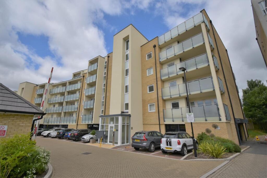 2 bed Apartment for rent in Uxbridge. From Coopers - Ruislip