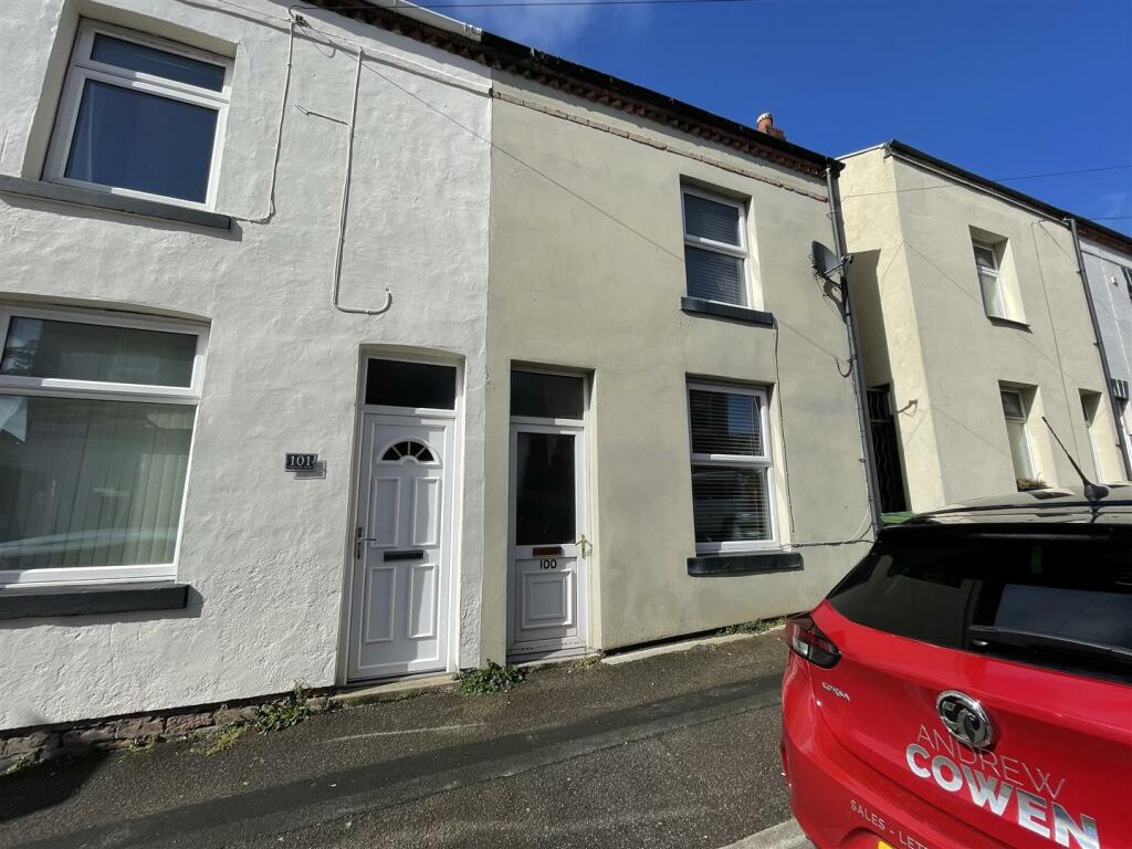 2 bed Mid Terraced House for rent in Scarborough. From Andrew Cowen Estate Agents