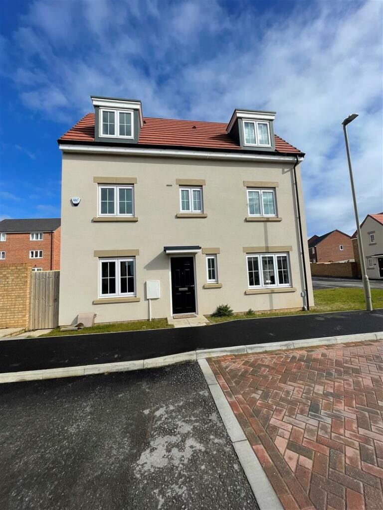 4 bed Semi-Detached House for rent in Scarborough. From Andrew Cowen Estate Agents