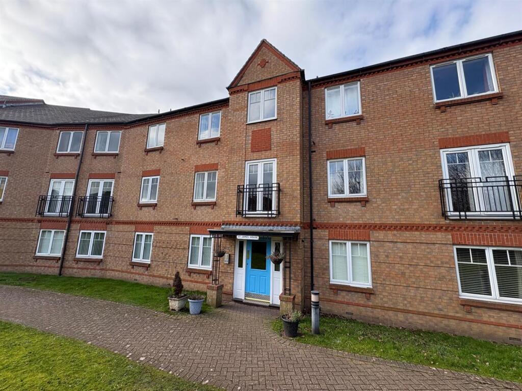 2 bed Apartment for rent in Scarborough. From Andrew Cowen Estate Agency - Scarborough