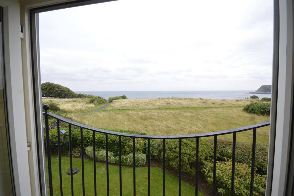2 bed Apartment for rent in Scarborough. From Andrew Cowen Estate Agency - Scarborough
