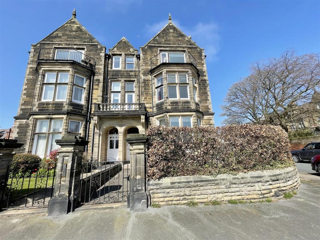 3 bed Apartment for rent in Scarborough. From Andrew Cowen Estate Agency - Scarborough