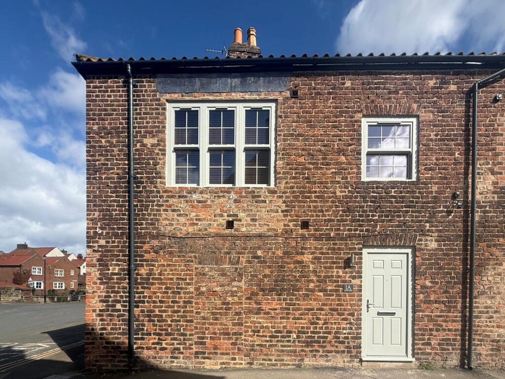 2 bed End of Terrace for rent in Stokesley. From Harvey Brooks - Marton
