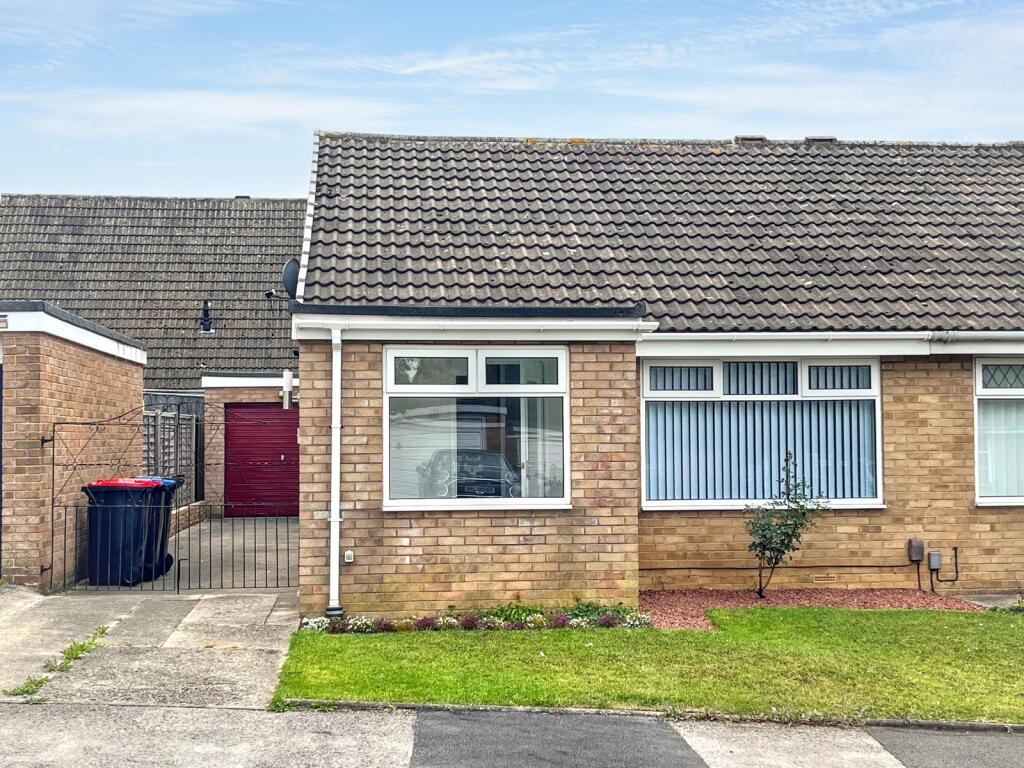 2 bed Semi-detached bungalow for rent in Newby. From Harvey Brooks - Marton 2 bed Semi-detached bungalow for rent in Newby. From Harvey Brooks - Marton