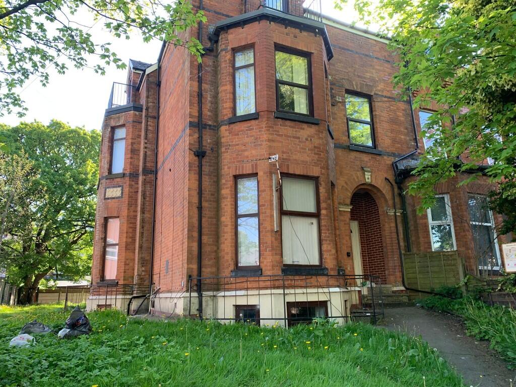 1 bed 1st Floor Flat for rent in Charlestown. From Aubrey Lee & Co - Blackley