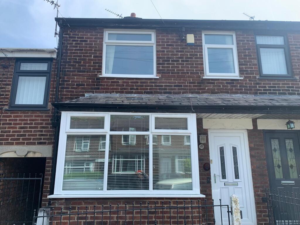 2 bed Town House for rent in Manchester. From Aubrey Lee & Co - Blackley 2 bed Town House for rent in Manchester. From Aubrey Lee & Co - Blackley