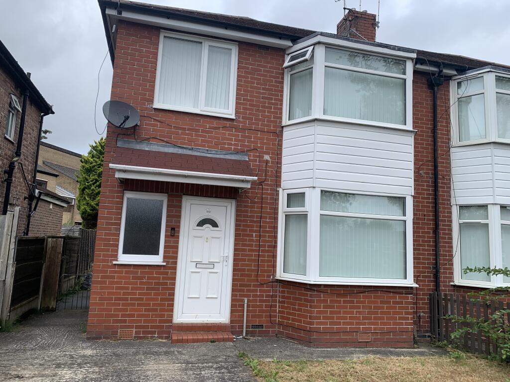 3 bed Semi Detached for rent in Whitefield. From Aubrey Lee & Co - Blackley 3 bed Semi Detached for rent in Whitefield. From Aubrey Lee & Co - Blackley