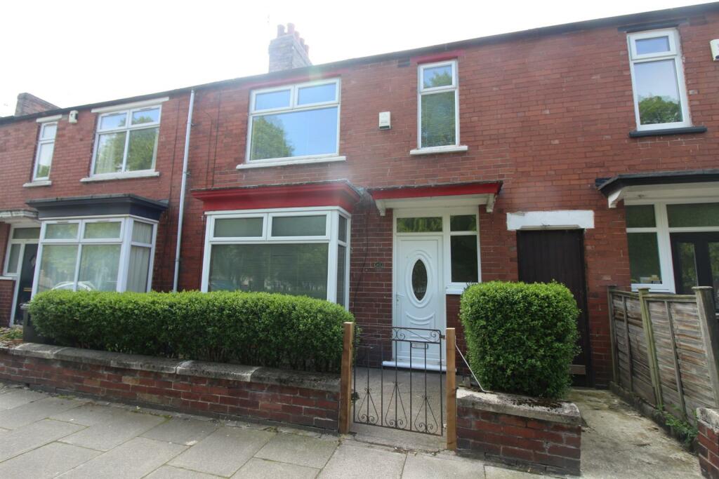 3 bed Mid Terraced House for rent in Middlesbrough. From Drummonds Estate Agents