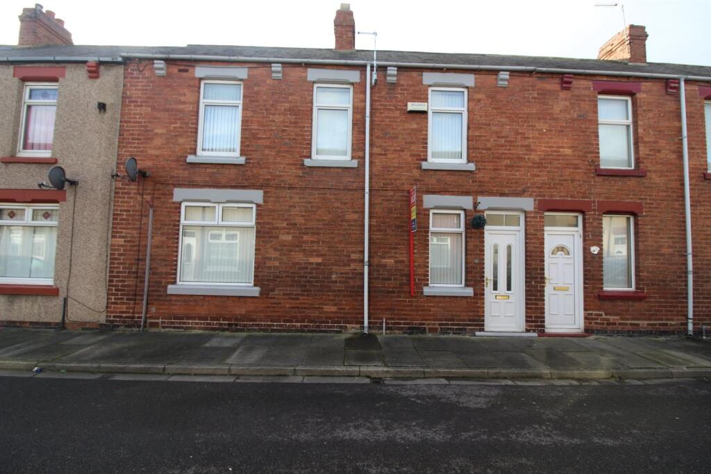 3 bed Mid Terraced House for rent in Greatham. From Drummonds Estate Agents - BILLINGHAM