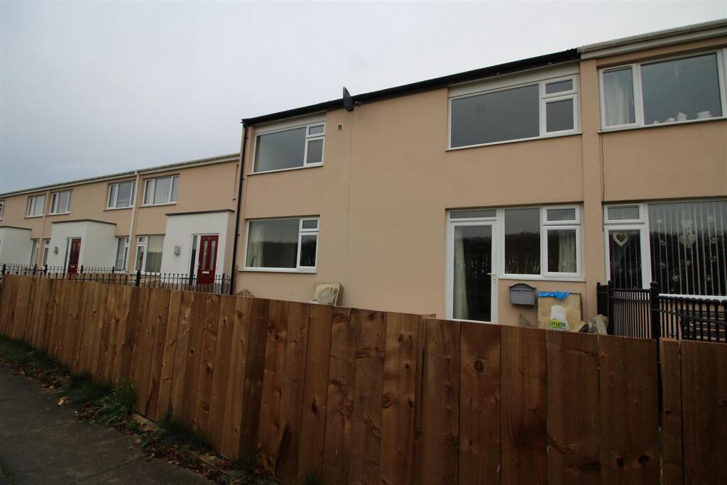 3 bed Mid Terraced House for rent in Cowpen Bewley. From Drummonds Estate Agents - BILLINGHAM