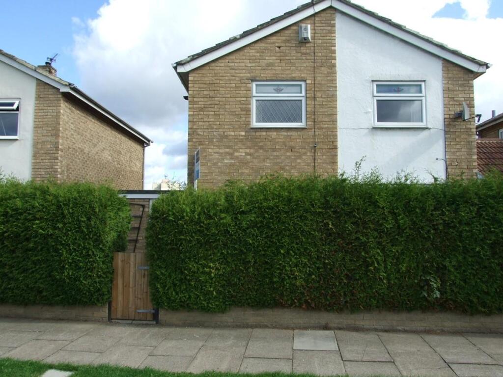 3 bed Link detached for rent in Billingham. From Drummonds Estate Agents - BILLINGHAM