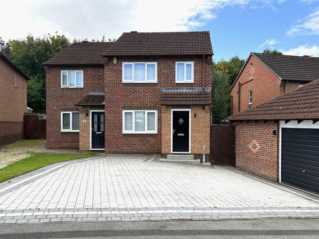 3 bed Semi Detached for rent in Middlesbrough. From Drummonds Estate Agents - BILLINGHAM 3 bed Semi Detached for rent in Middlesbrough. From Drummonds Estate Agents - BILLINGHAM