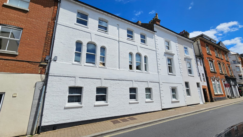2 bed 1st Floor Flat for rent in Aldershot. From Beacons Sales and Lettings - Aldershot 2 bed 1st Floor Flat for rent in Aldershot. From Beacons Sales and Lettings - Aldershot