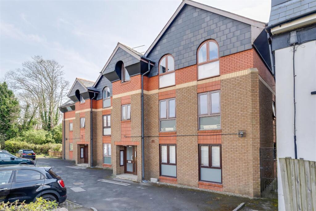 2 bed Apartment for rent in Tongwynlais. From Thomas H Wood - Whitchurch 2 bed Apartment for rent in Tongwynlais. From Thomas H Wood - Whitchurch