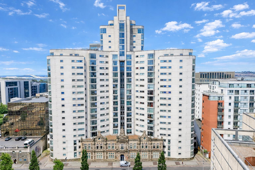 1 bed Penthouse for rent in Cardiff. From Thomas H Wood - Whitchurch