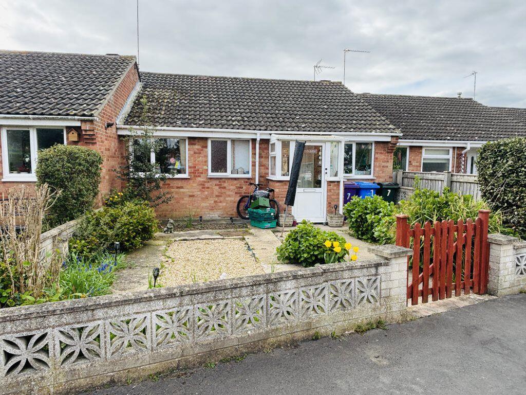 2 bed Bungalow for rent in Boston. From Bruce Mather Ltd - Boston