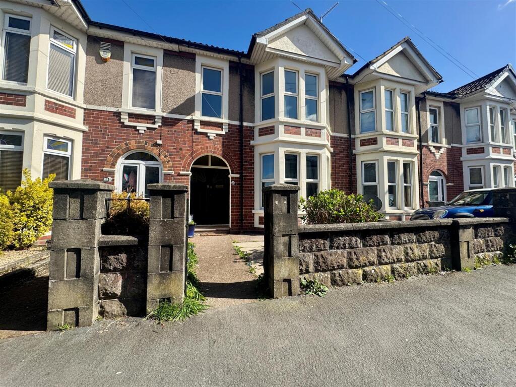 3 bed Mid Terraced House for rent in Bristol. From Greenwoods Property Centre Ltd - Knowle 3 bed Mid Terraced House for rent in Bristol. From Greenwoods Property Centre Ltd - Knowle