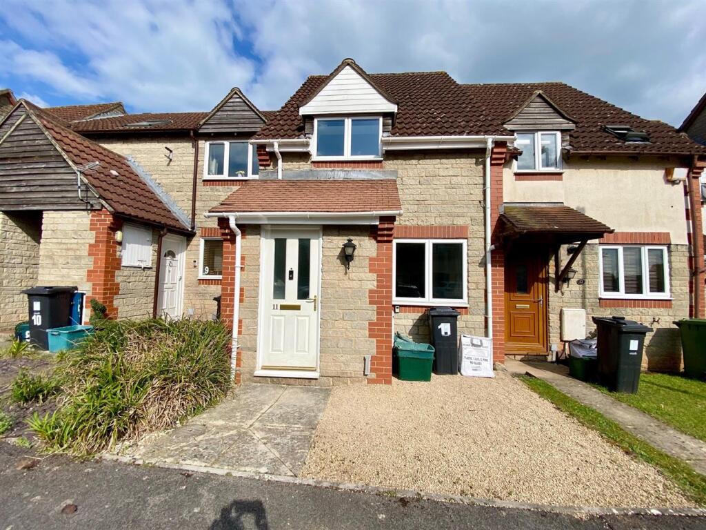 2 bed Detached for rent in Bristol. From Greenwoods Property Centre Ltd - Knowle