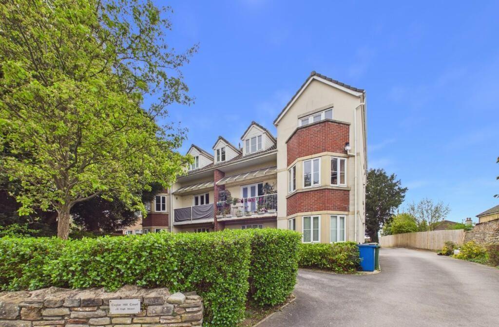 1 bed Detached for rent in Bristol. From Greenwoods Property Centre Ltd - Knowle