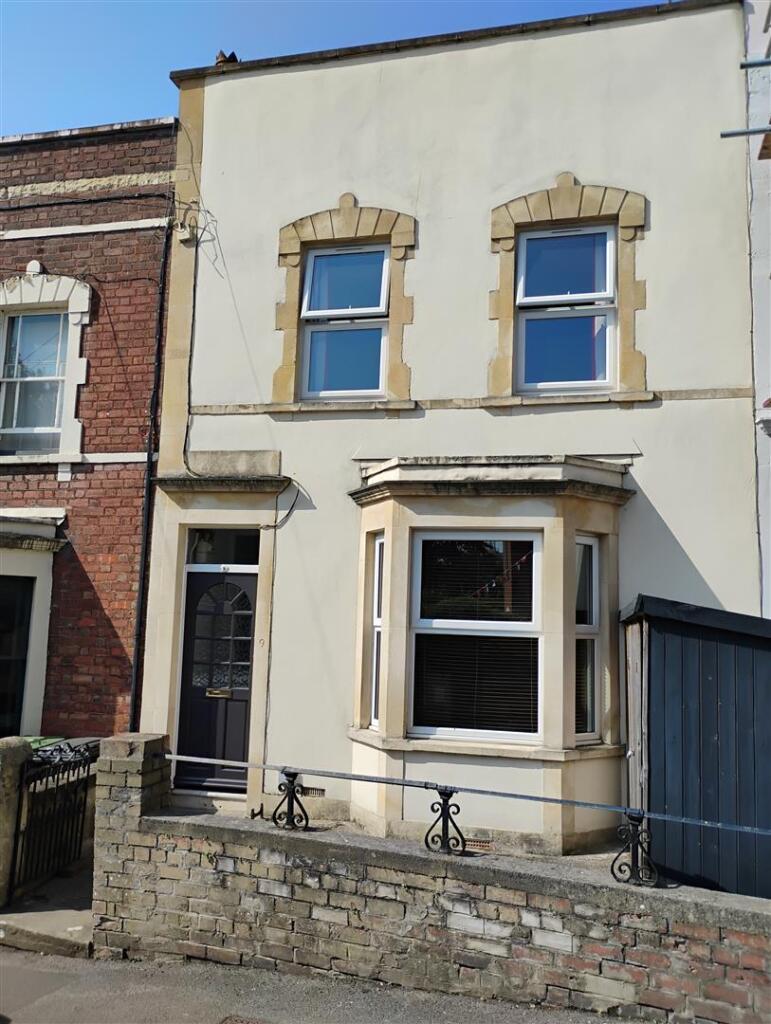2 bed Mid Terraced House for rent in Bristol. From Greenwoods Property Centre Ltd - Knowle
