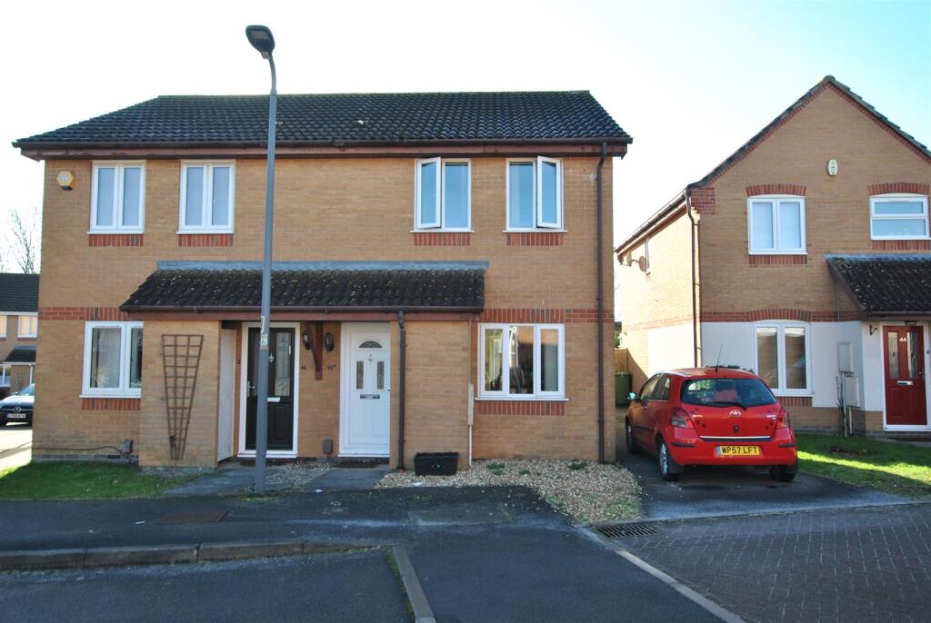 2 bed Semi Detached for rent in Almondsbury. From Greenwoods Property Centre Ltd - Knowle 2 bed Semi Detached for rent in Almondsbury. From Greenwoods Property Centre Ltd - Knowle