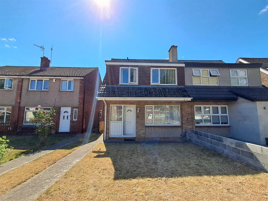 3 bed Detached for rent in Bristol. From Greenwoods Property Centre Ltd - Knowle 3 bed Detached for rent in Bristol. From Greenwoods Property Centre Ltd - Knowle