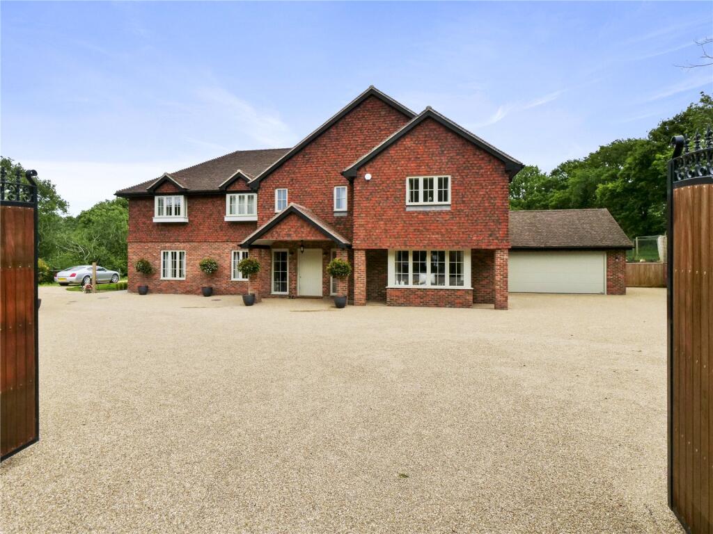 5 bed Detached for rent in Sayers Common. From Hunters Estate Agents - Burgess Hill
