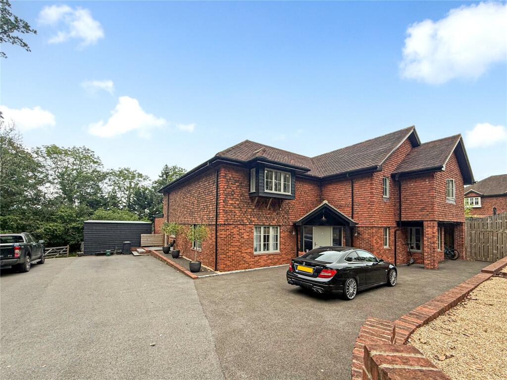 5 bed Detached for rent in Sayers Common. From Hunters Estate Agents - Burgess Hill