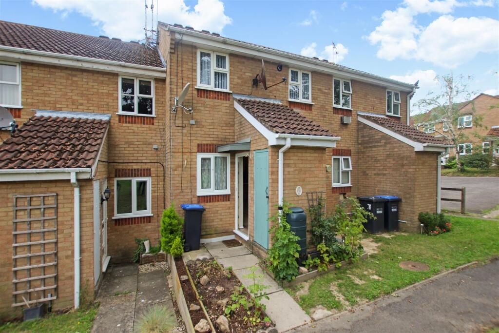 1 bed Annexe for rent in Walstead. From Hunters Estate Agents - Burgess Hill 1 bed Annexe for rent in Walstead. From Hunters Estate Agents - Burgess Hill