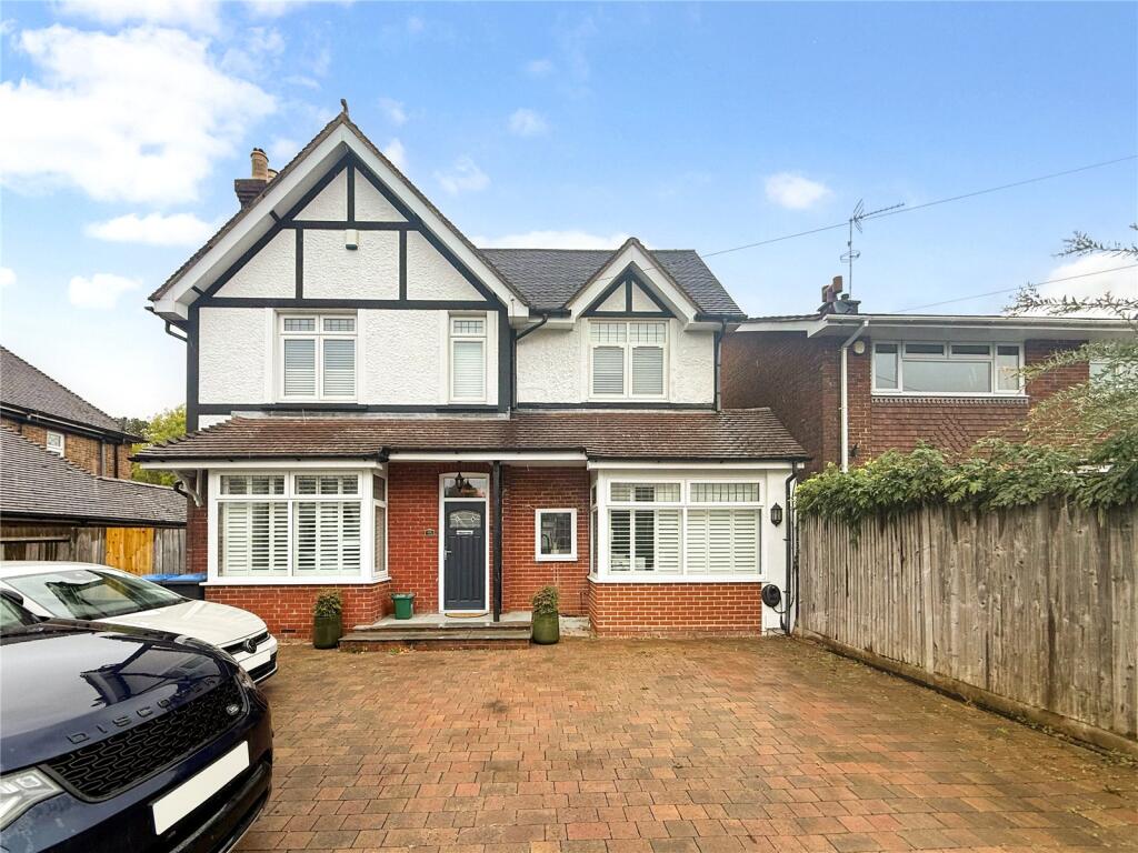 7 bed Detached for rent in Burgess Hill. From Hunters Estate Agents - Burgess Hill 7 bed Detached for rent in Burgess Hill. From Hunters Estate Agents - Burgess Hill
