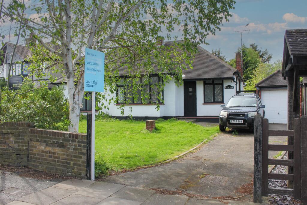 3 bed Bungalow for rent in Southend-on-Sea. From Ashleigh Stone - Leigh on Sea