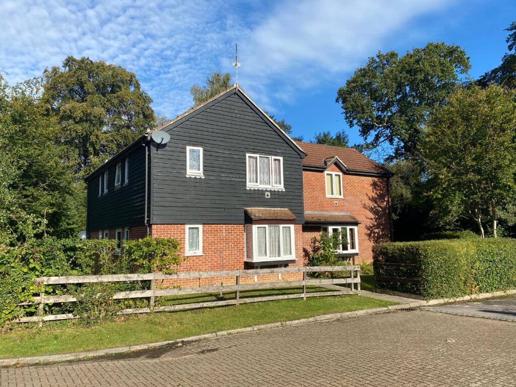 0 bed Studio for rent in Dibden. From Easton Residential - Holbury 0 bed Studio for rent in Dibden. From Easton Residential - Holbury