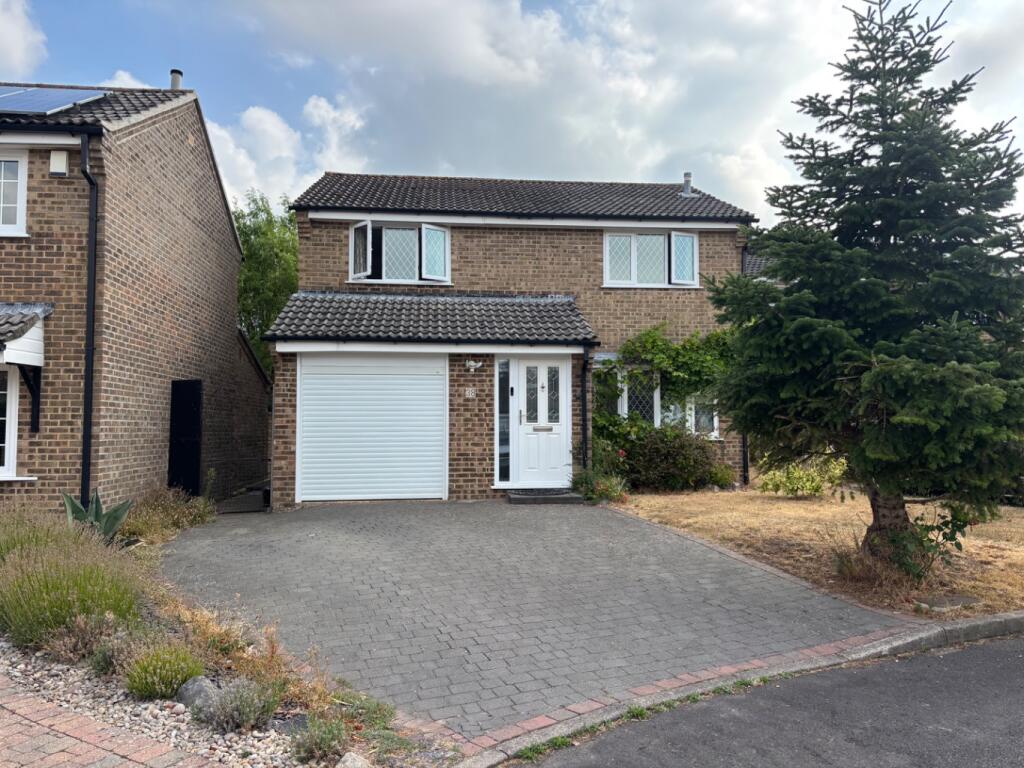 4 bed Detached for rent in Langley. From Easton Residential - Holbury 4 bed Detached for rent in Langley. From Easton Residential - Holbury