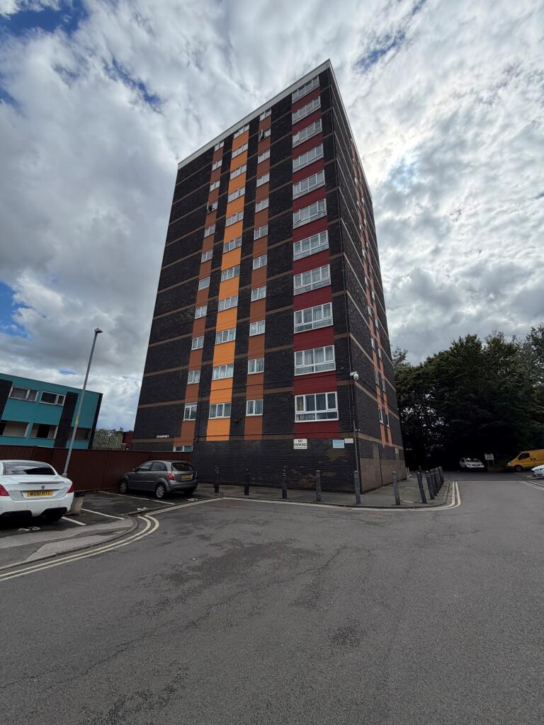 2 bed 1st Floor Flat for rent in Kidderminster. From Hicks Hadley - Halesowen