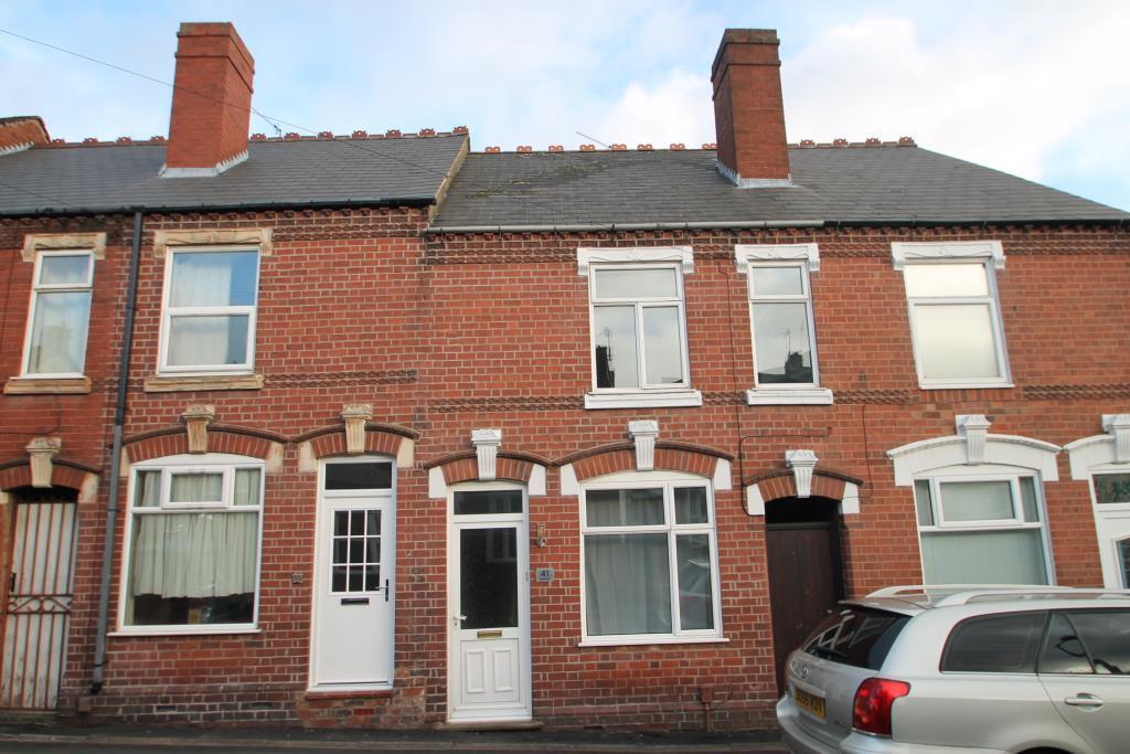 2 bed Mid Terraced House for rent in Brierley Hill. From Hicks Hadley - Halesowen
