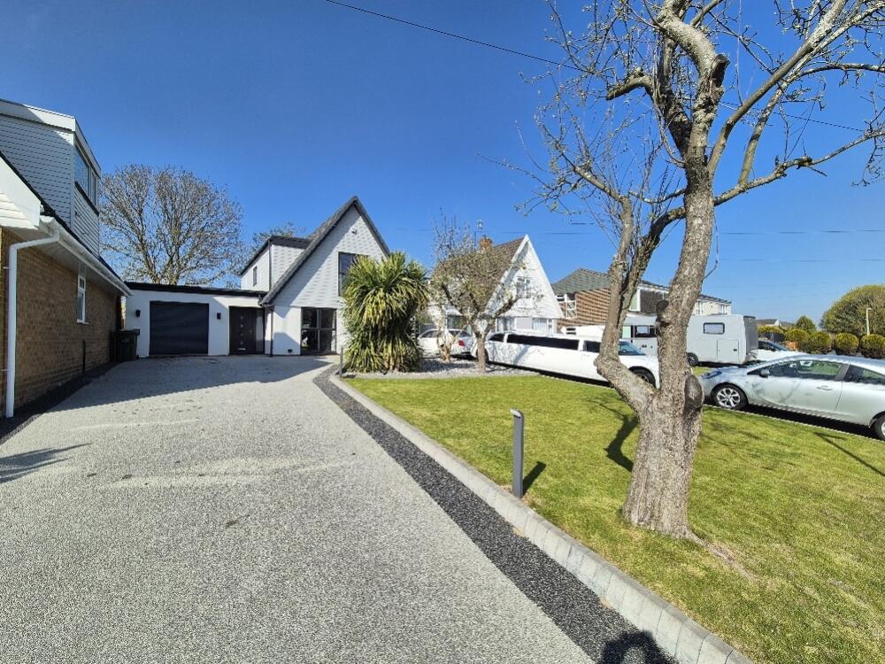 5 bed Detached for rent in Halesowen. From Hicks Hadley - Halesowen