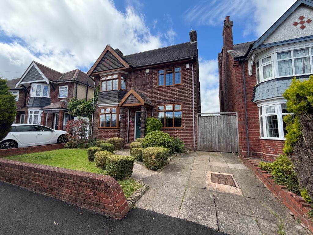 4 bed Detached for rent in Hunnington. From Hicks Hadley - Halesowen