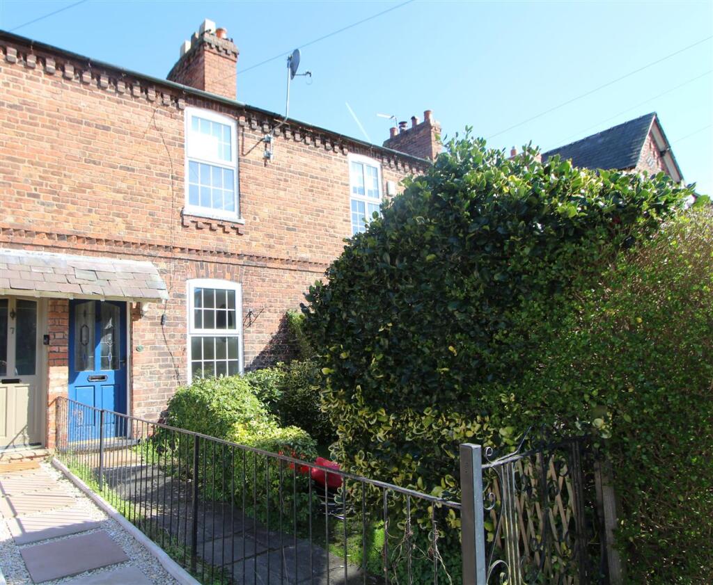 2 bed Mid Terraced House for rent in Lymm. From Ridgeway Residential Estate Agent - Lymm