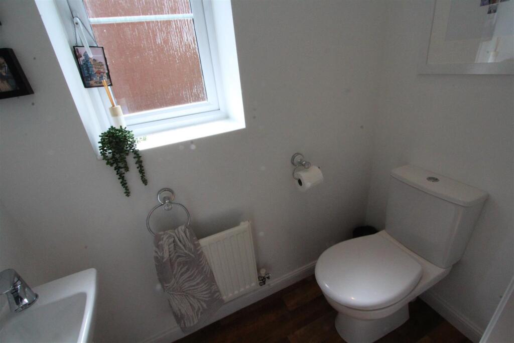3 bed End of Terrace for rent in Barnton. From Ridgeway Residential Estate Agent - Lymm
