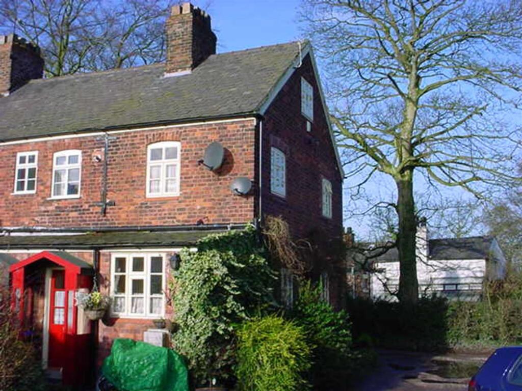 2 bed Cottage for rent in Lymm. From Ridgeway Residential Estate Agent - Lymm 2 bed Cottage for rent in Lymm. From Ridgeway Residential Estate Agent - Lymm