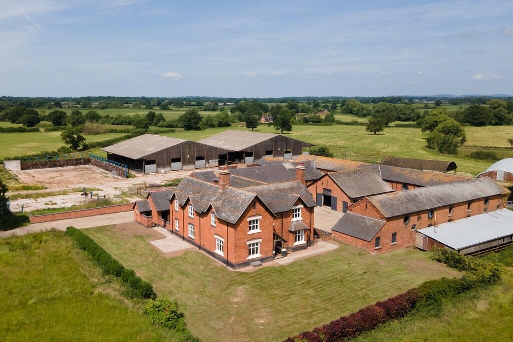 5 bed Farm House for rent in Burleydam. From Barbers - Market Drayton 5 bed Farm House for rent in Burleydam. From Barbers - Market Drayton