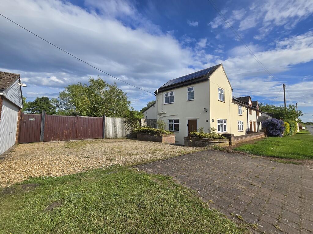 3 bed Semi Detached for rent in Market Drayton. From Barbers - Market Drayton