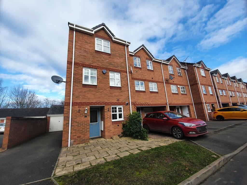 4 bed End of Terrace for rent in Market Drayton. From Barbers - Market Drayton 4 bed End of Terrace for rent in Market Drayton. From Barbers - Market Drayton
